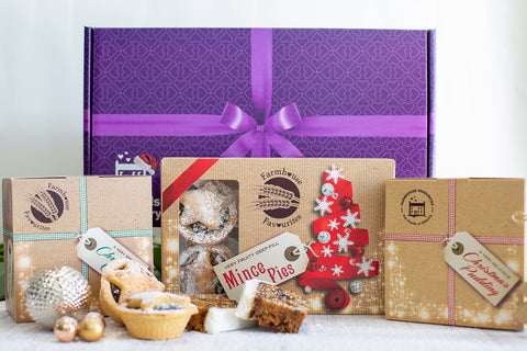 Christmas Essentials Gift Box (Wheat)